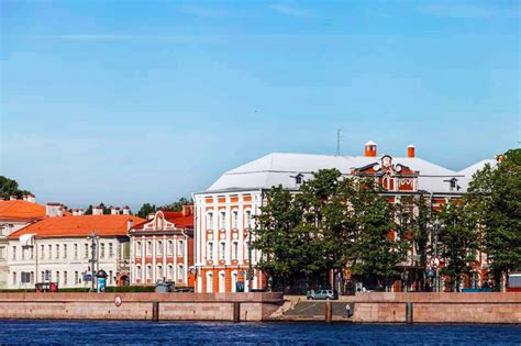 colleges and universities in St. Petersburg